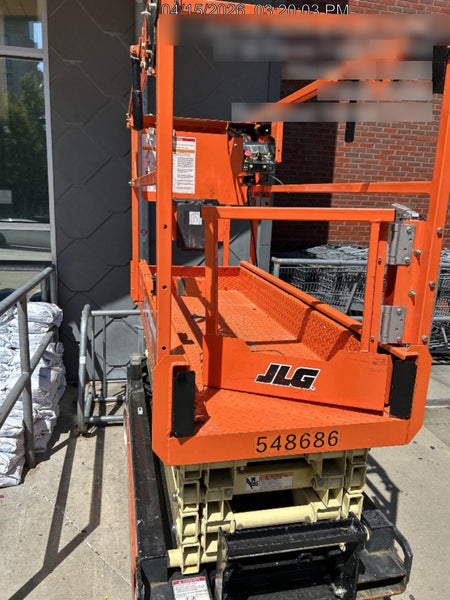 2025 JLG ES1932