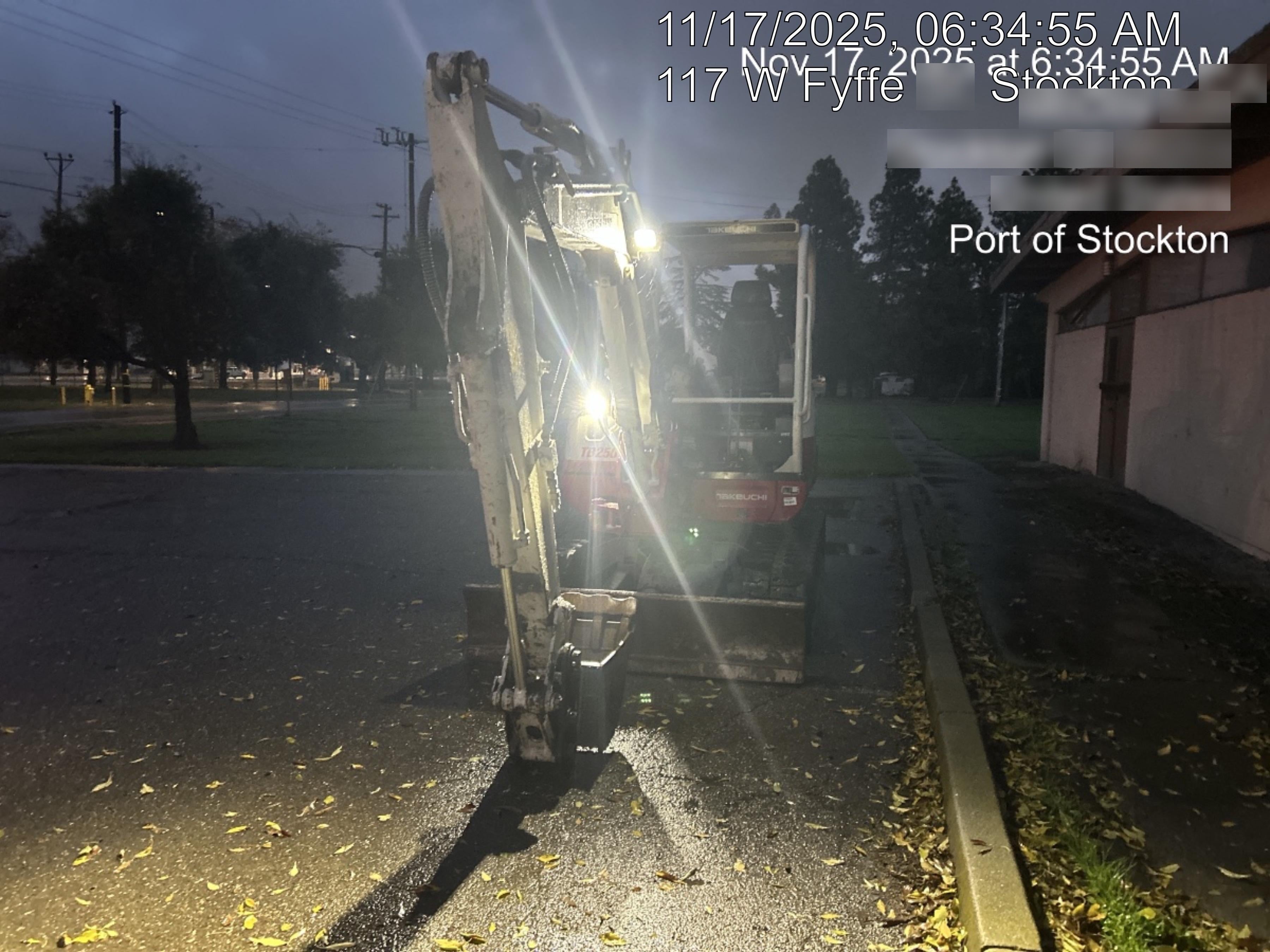 2021 TAKEUCHI TB250-2
