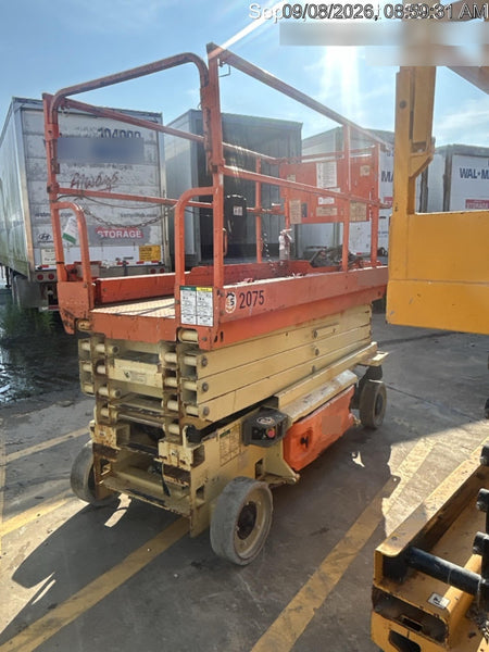 2016 JLG 3246ES
