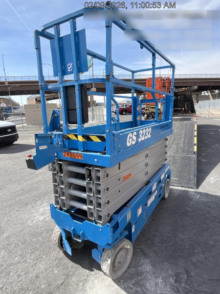 2022 GENIE GS-3232
