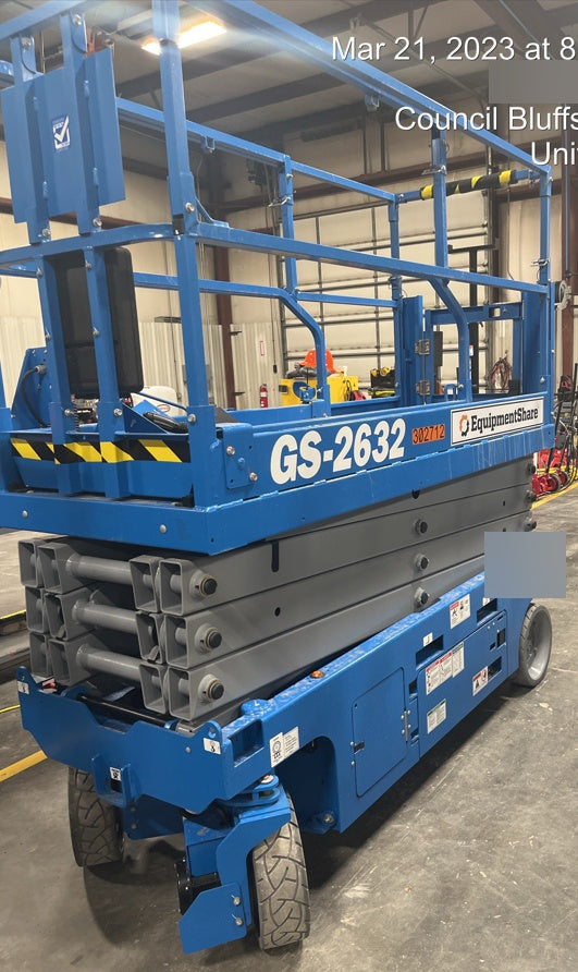 2023 GENIE GS-2632