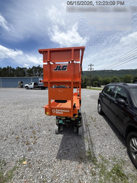 2025 JLG ES1932