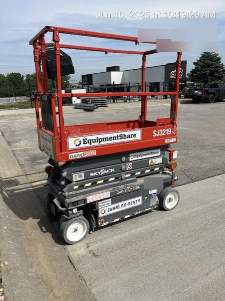 2023 SKYJACK SJ3219