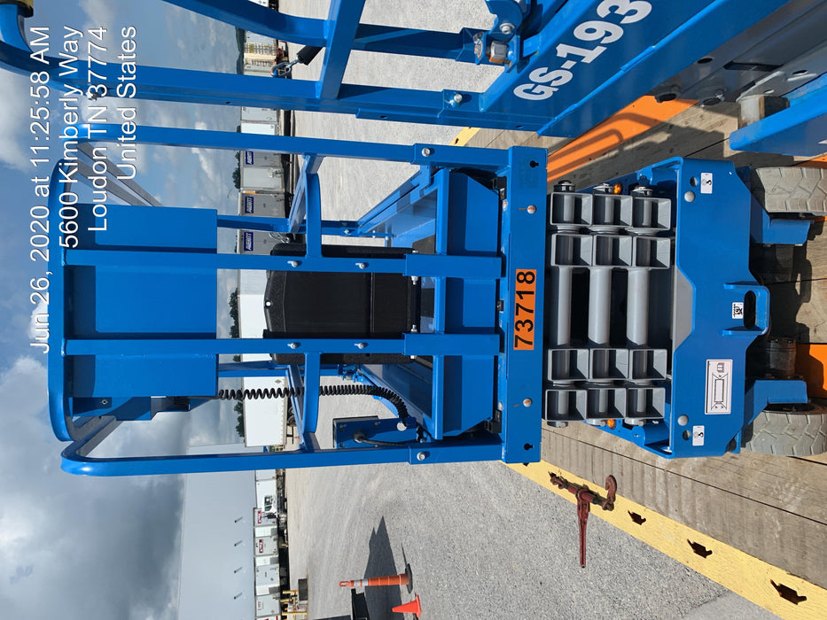 2020 Genie GS-1930 Fixed rails with chain entry gate - Pre A92.20