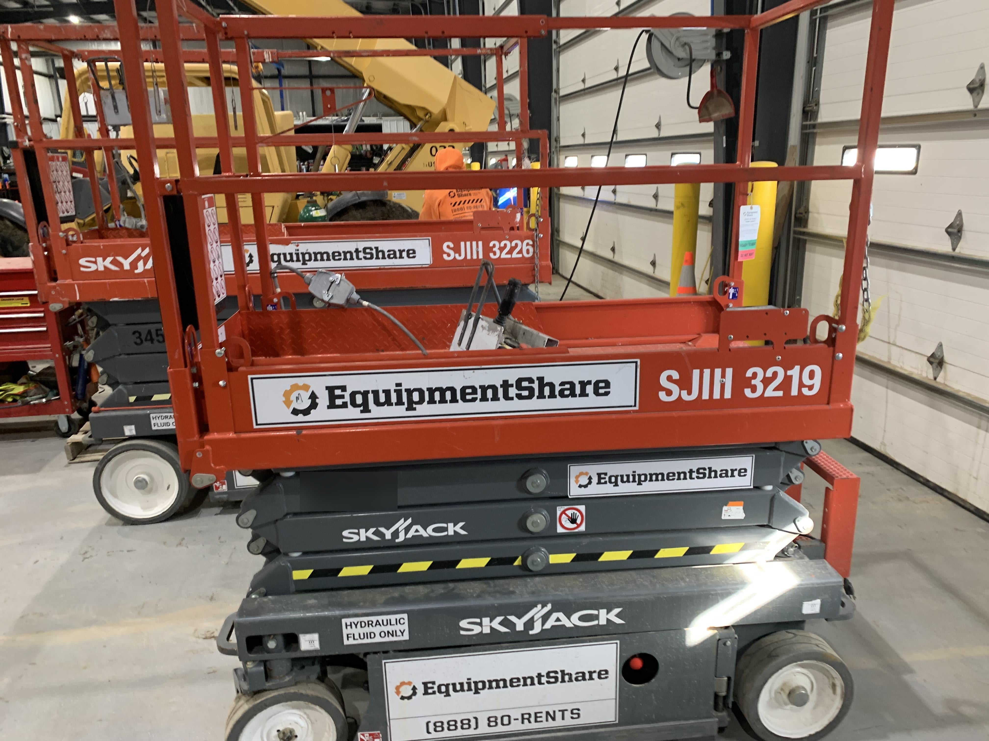 2019 Skyjack SJIII-3219 Standard Options, Trojan Batteries