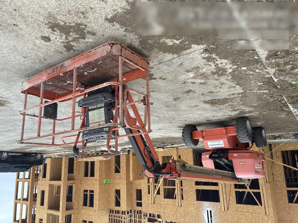 2021 JLG 660SJ