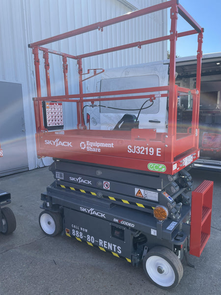 2024 Skyjack SJ3219 Electric Drive, Sld NM Tires, DBcns, RFRails, Power to Platform, T3 + Access Control
