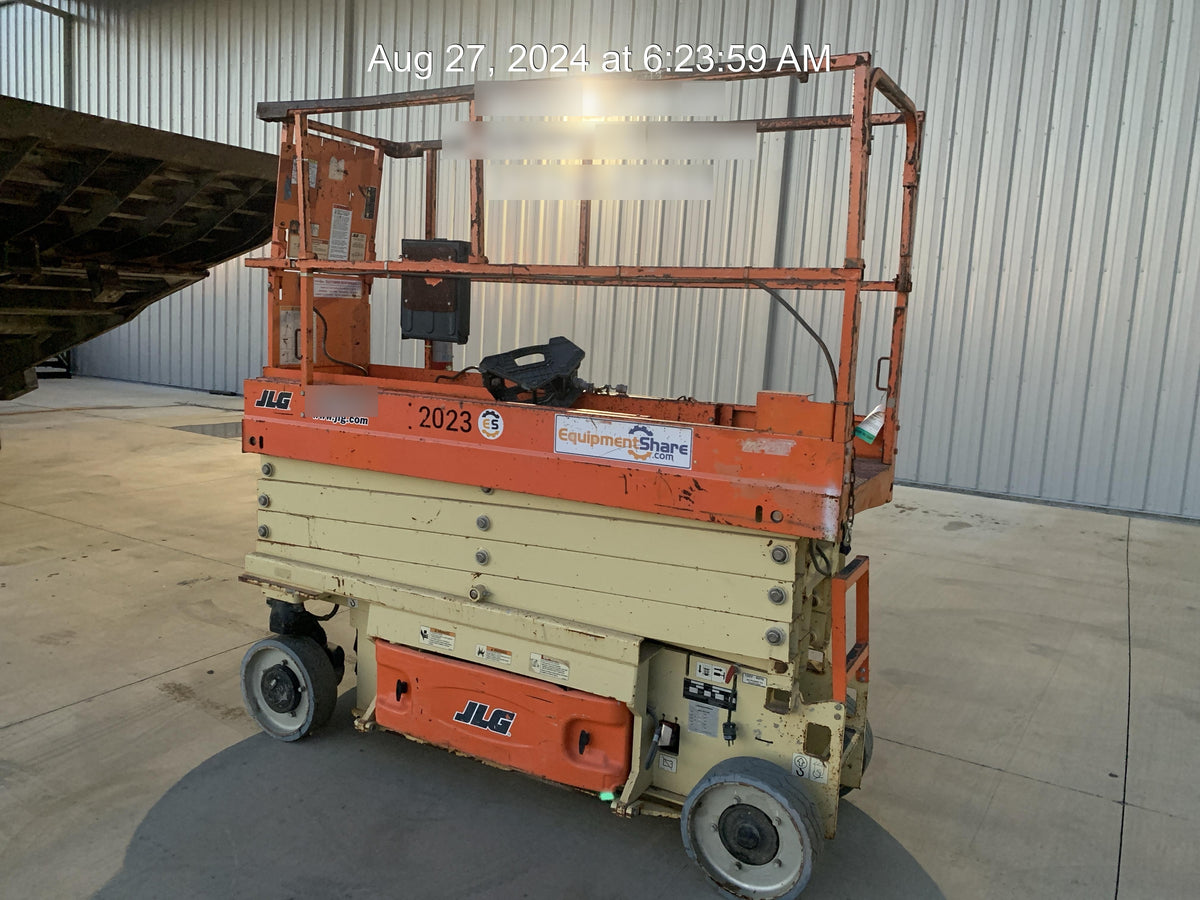 2016 JLG 2632ES
