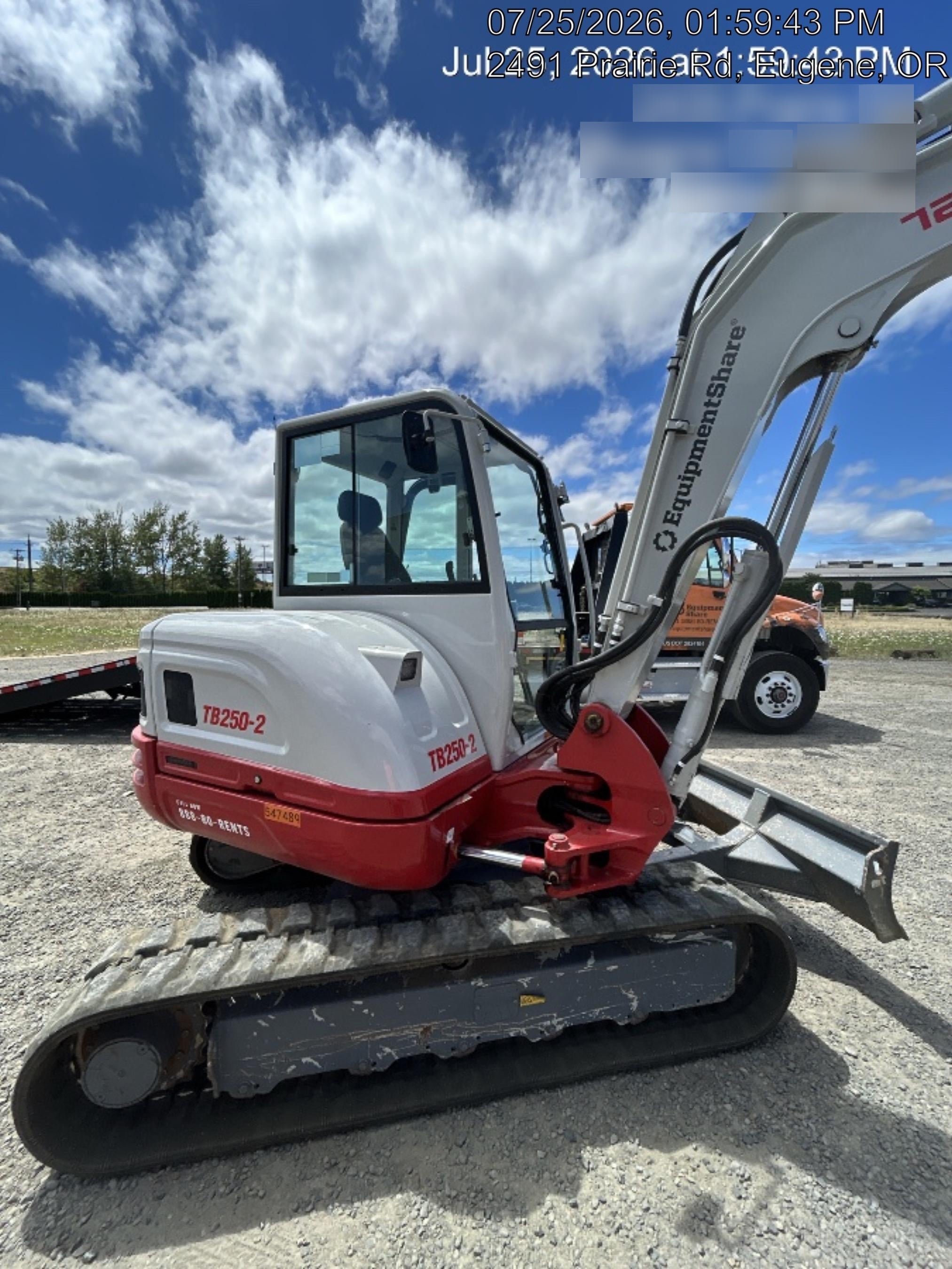 2025 TAKEUCHI TB250-2CR