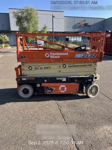 2022 JLG ES2632