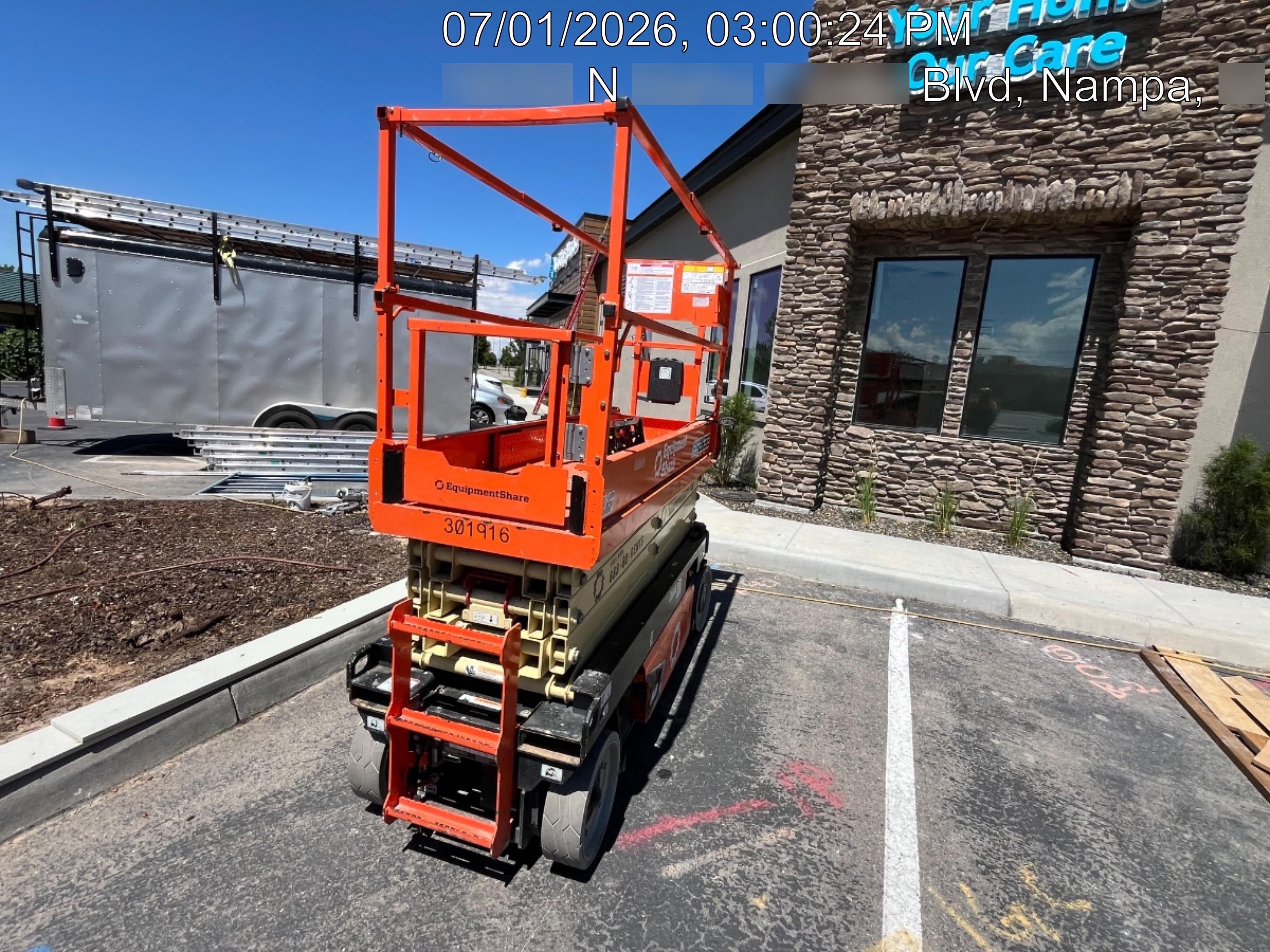 2023 JLG ES2632
