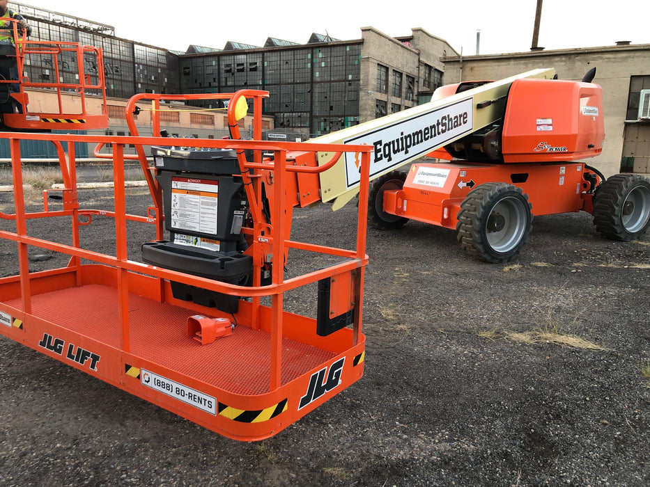 2020 JLG 600S