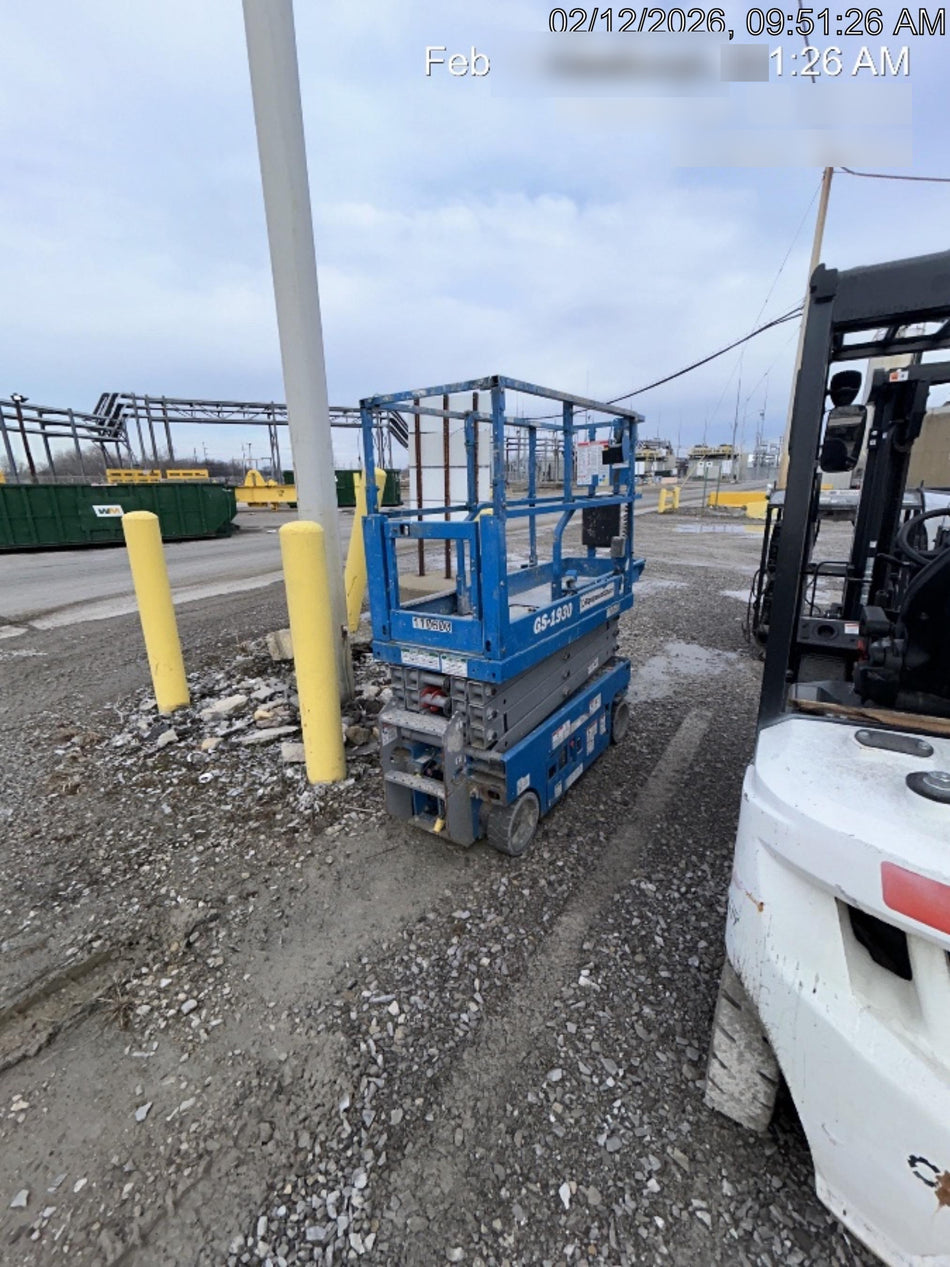 2020 Genie GS-1930 Solid Non Marking Tires, Beacon, Folding rails with half height swing gate