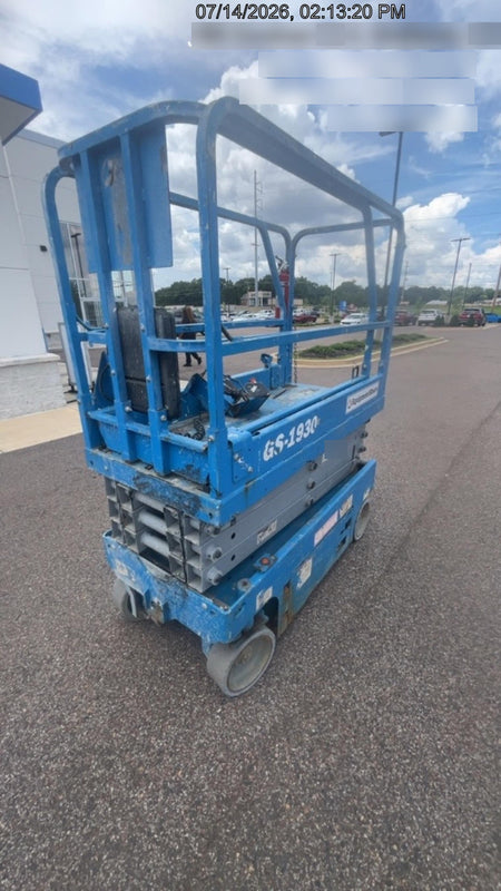 2019 Genie GS-1930 Fixed rails with chain Entry