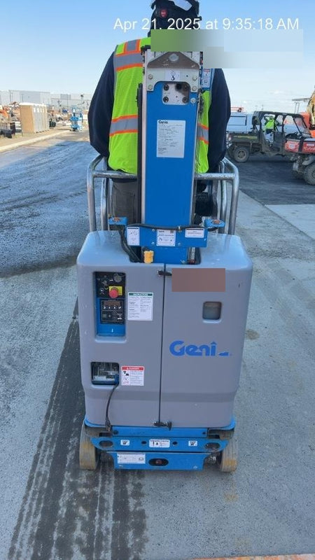 2019 GENIE GR-20