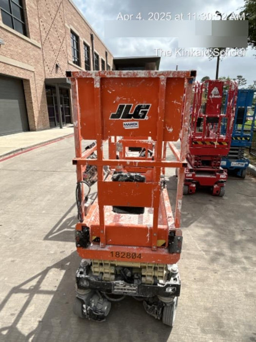 2021 JLG ES1330L