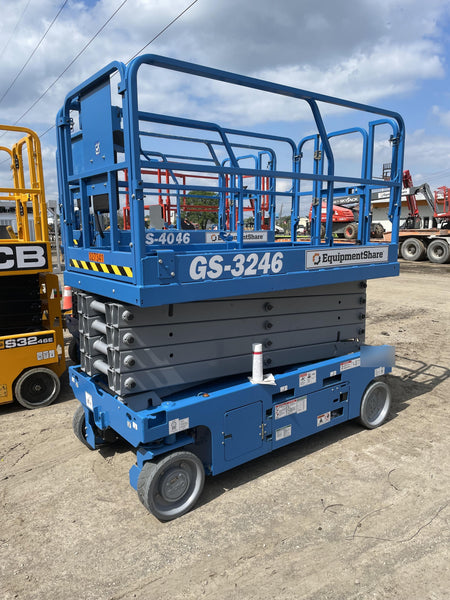 2023 GENIE GS-3246