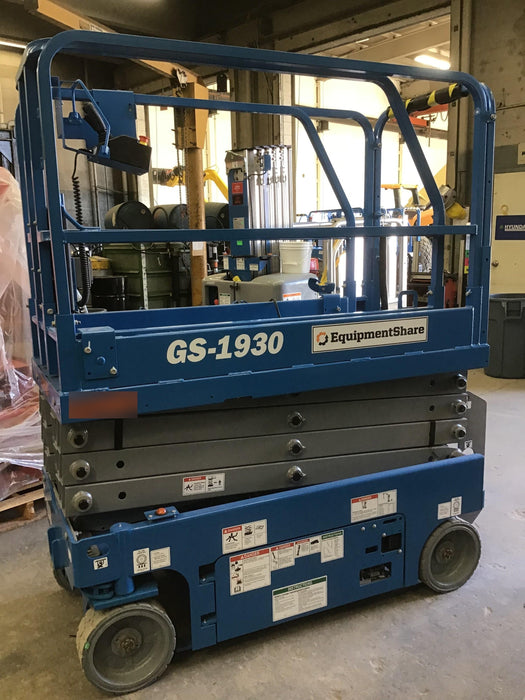 2019 Genie GS-1930 Fixed rails with chain Entry