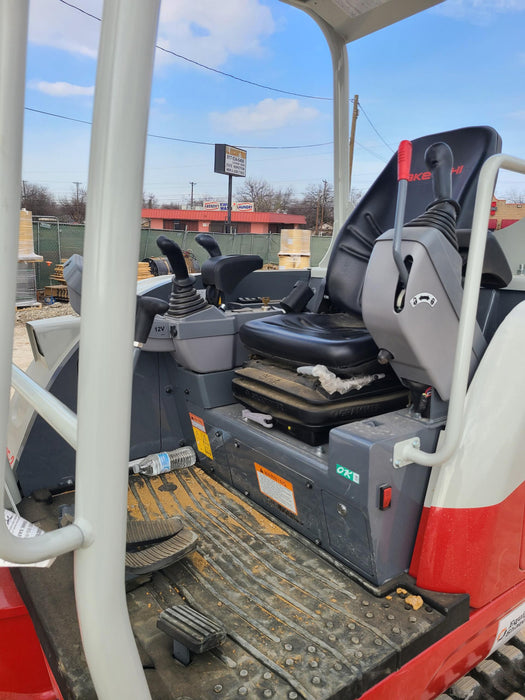 2021 TAKEUCHI TB235-2R
