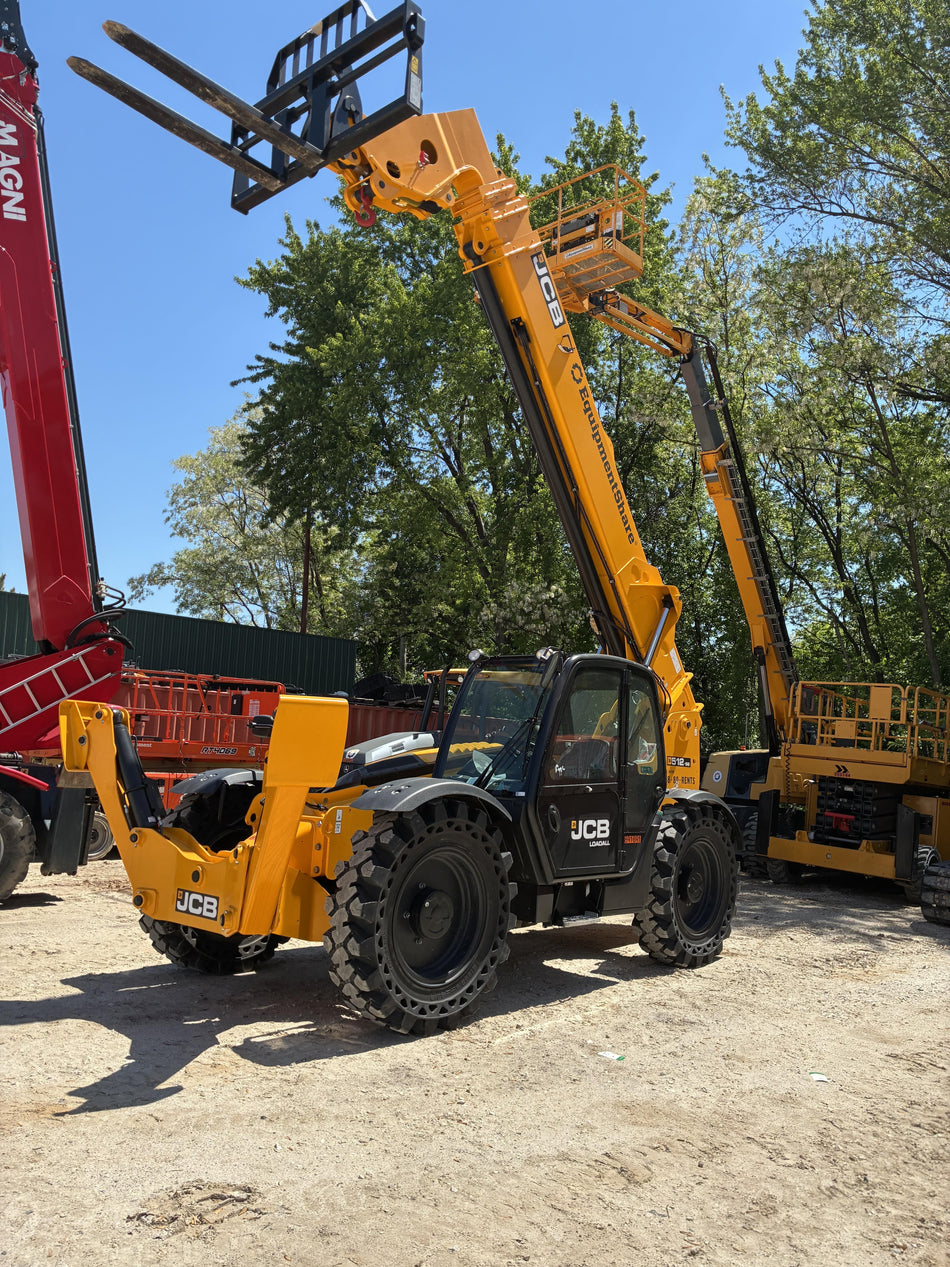 2026 JCB 512-56