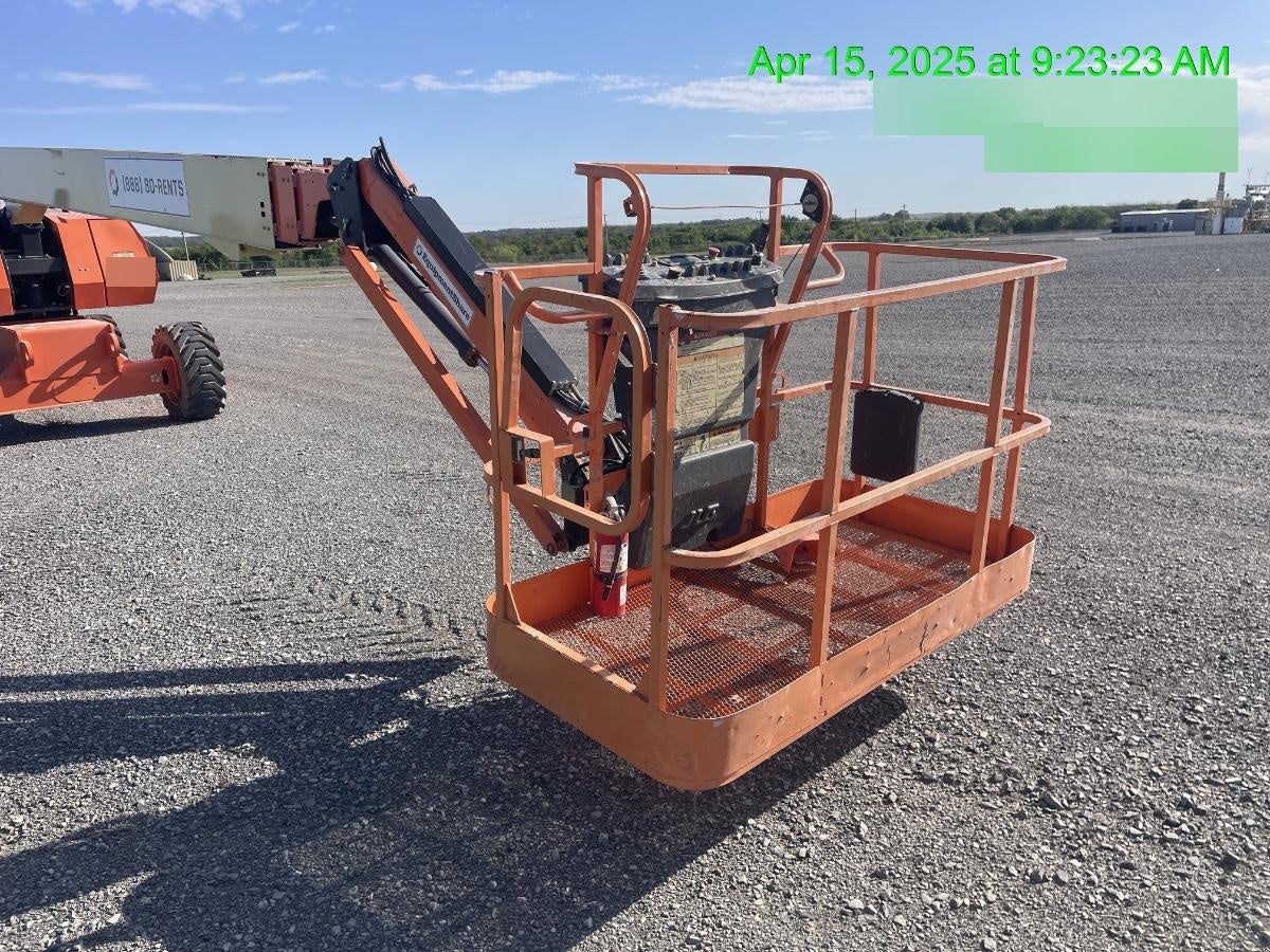 2019 JLG 860SJ