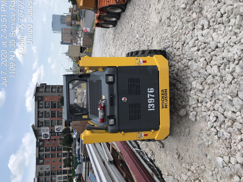 2018 Wacker Neuson SW24 SW24 8k Wheeled Skid Loader, Canopy , ISO , Bucket Leveling, 75" Bucket LP w/ Teeth