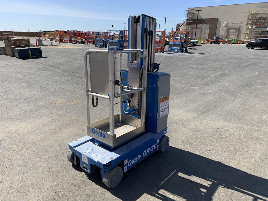 2020 GENIE GR-20