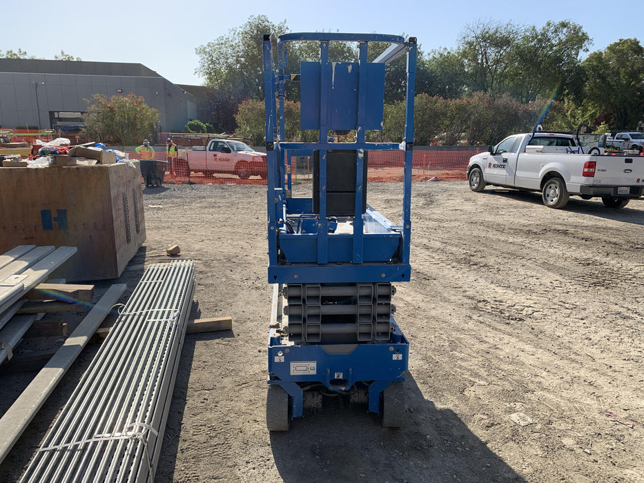 2020 Genie GS-1930 Solid Non Marking Tires, Beacon, Folding rails with half height swing gate, 800W Inverter