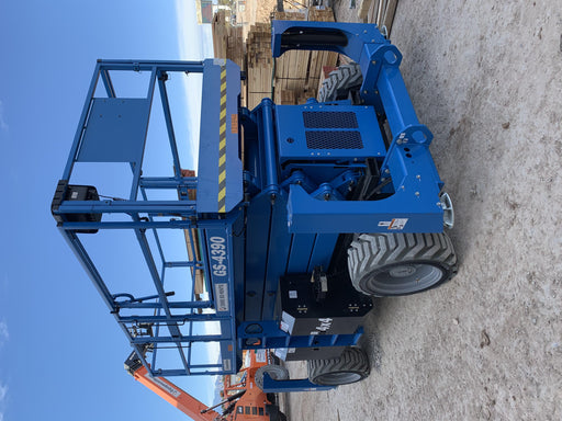 2020 GENIE GS-4390 RT