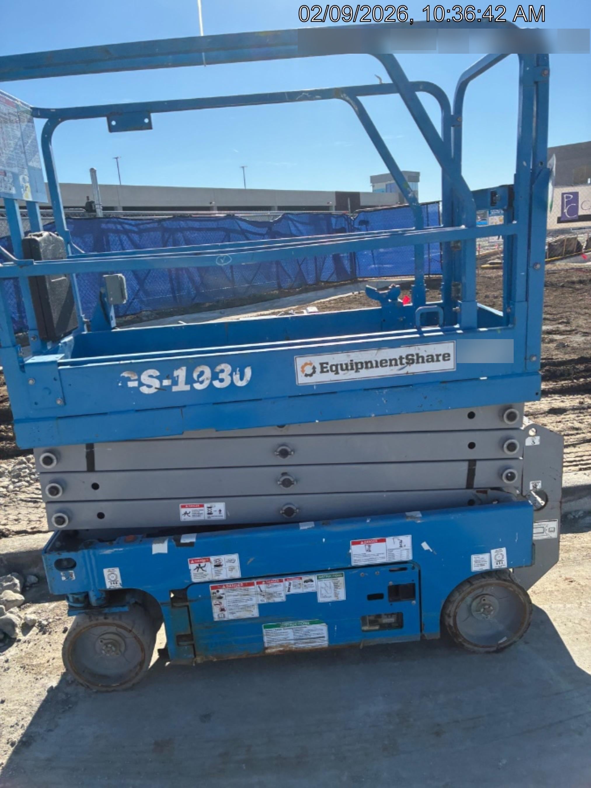 2020 Genie GS-1930 Solid Non Marking Tires, Beacon, Folding rails with half height swing gate