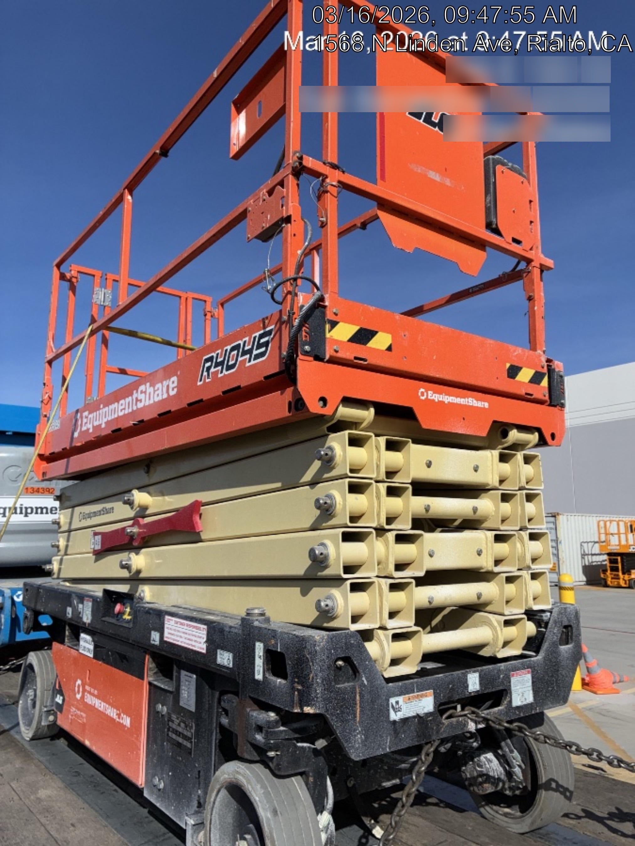 2022 JLG R4045