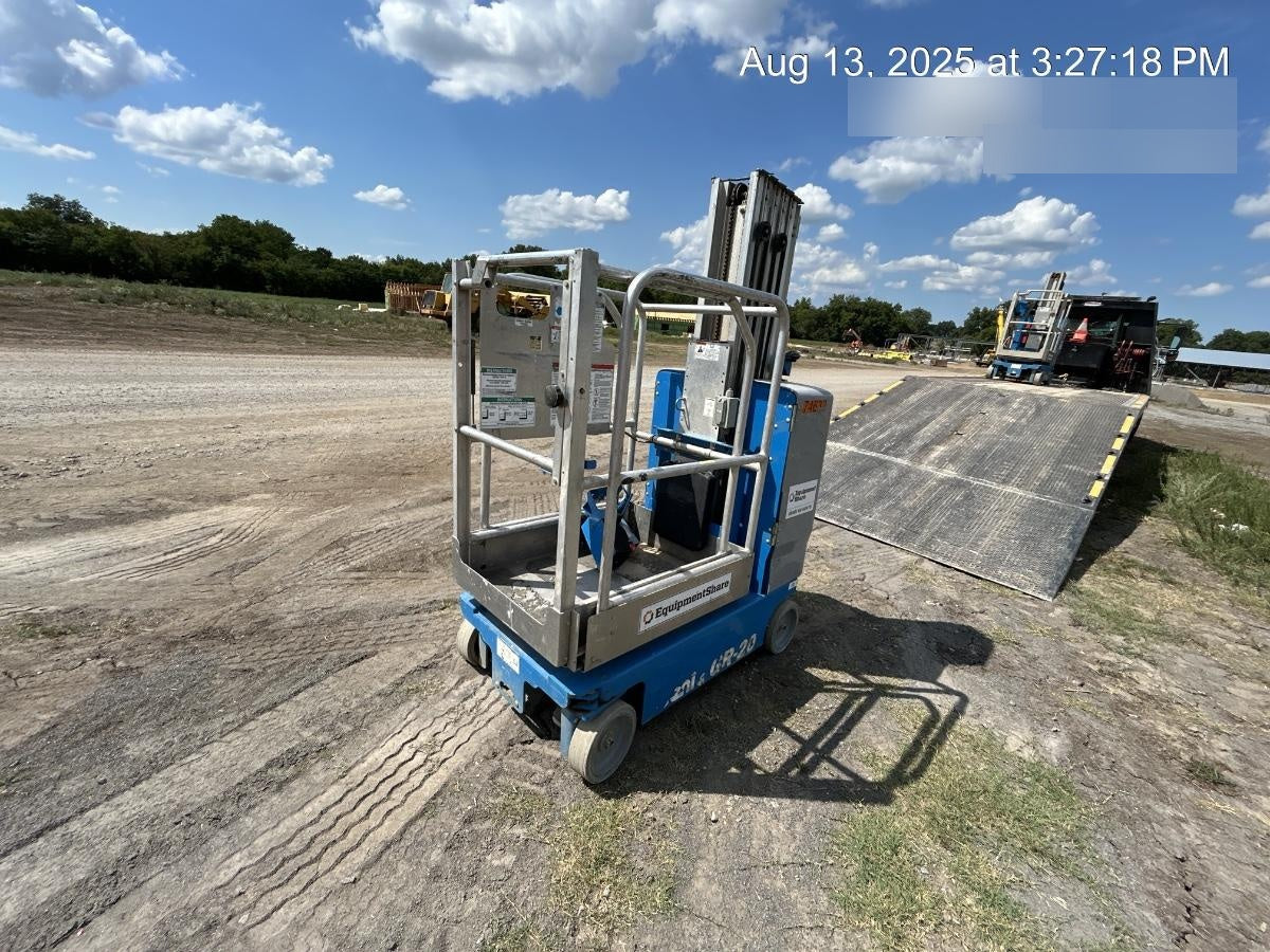 2020 GENIE GR-20