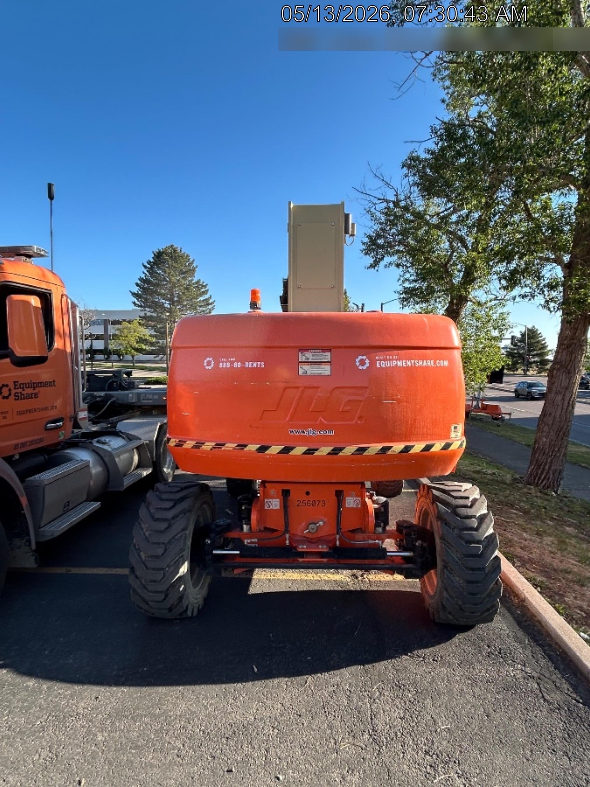2022 JLG 860SJ