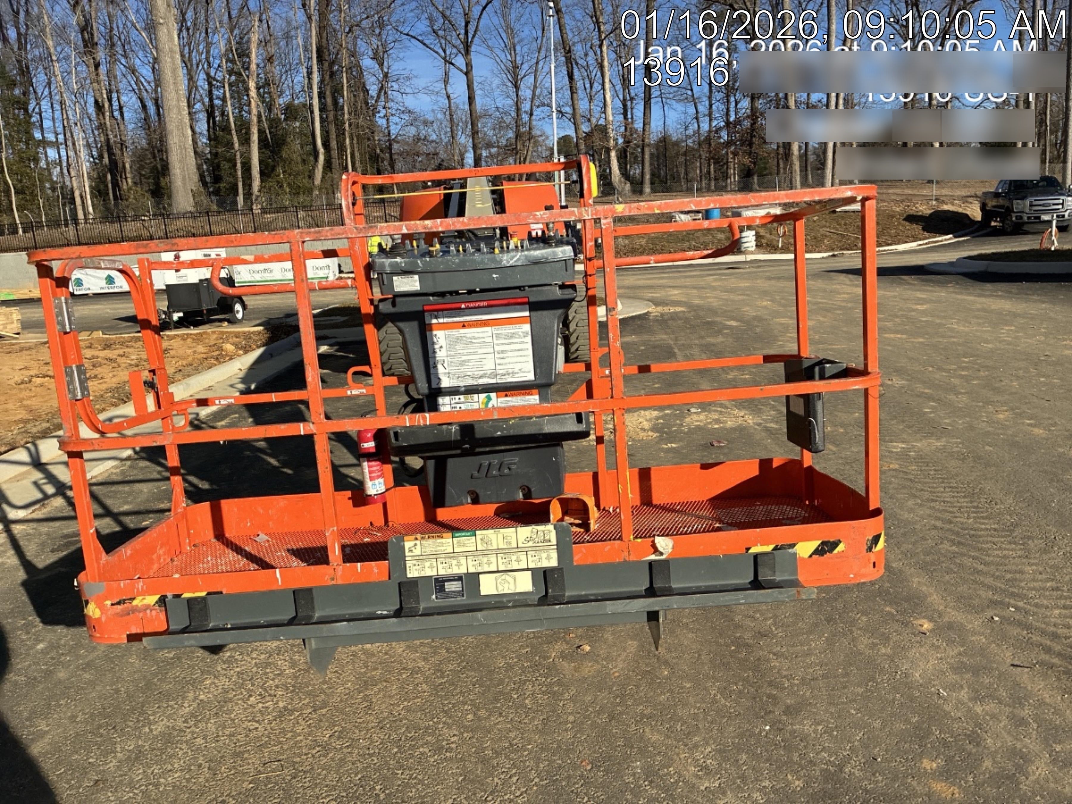 2025 JLG 660SJ