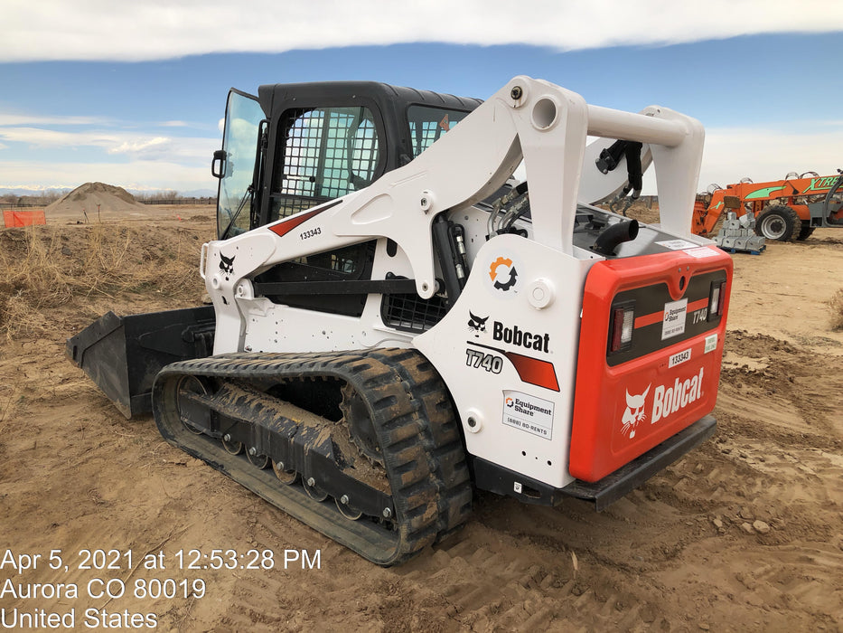 2021 BOBCAT T740