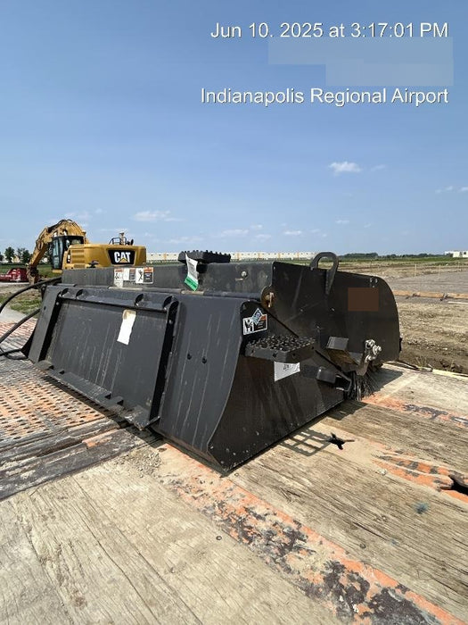 2020 PALADIN Sweepster SB72