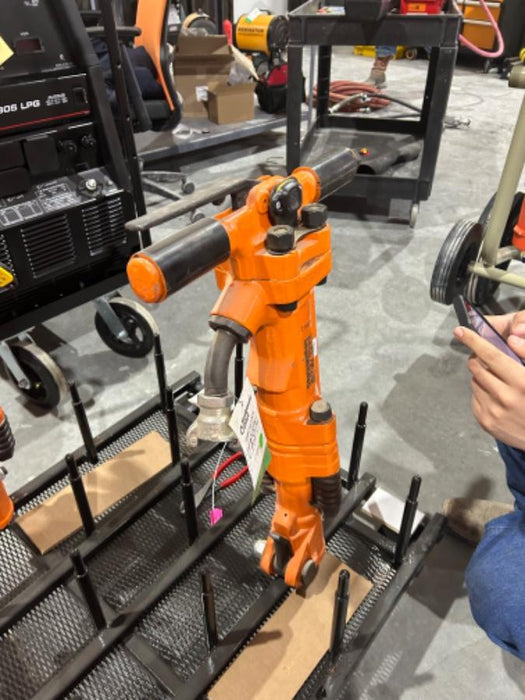 2022 MICHIGAN PNEUMATIC ES-TPB60-118-TRACKER