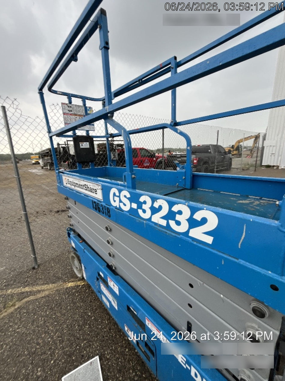 2021 GENIE GS-3232