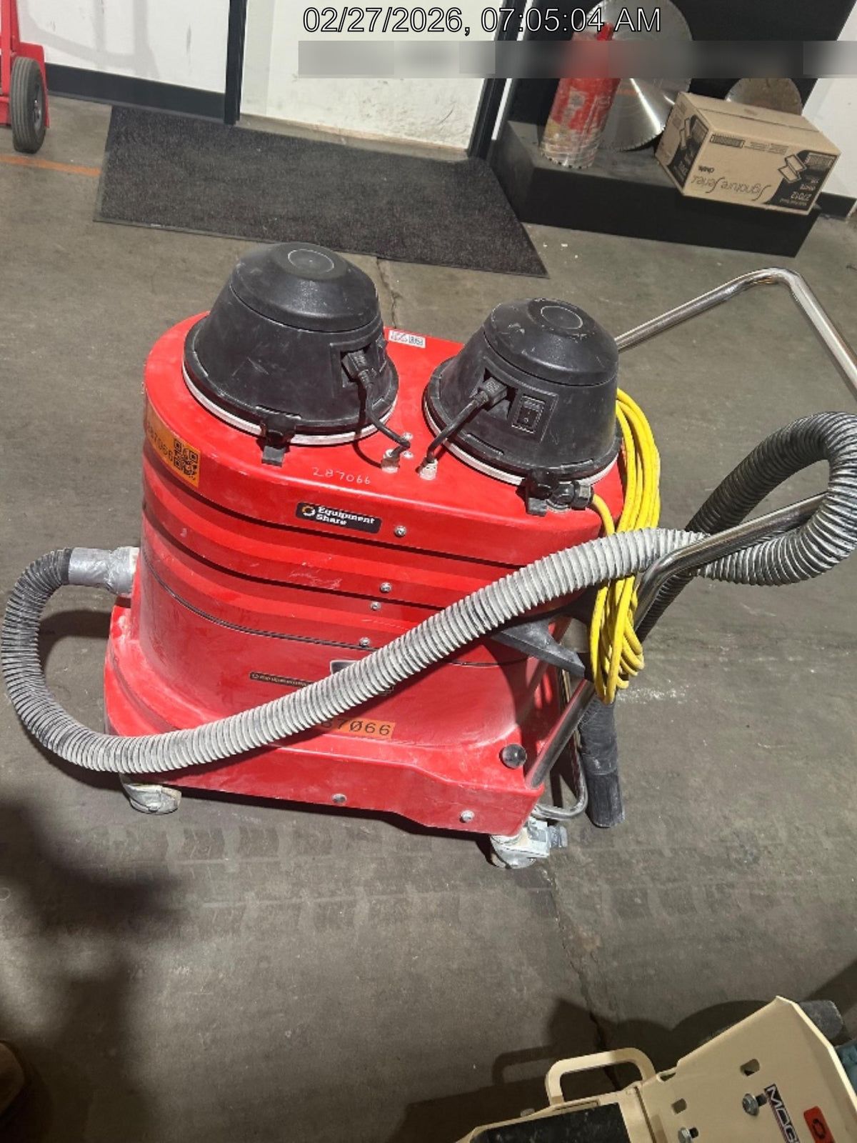 2022 EDCO VAC-200