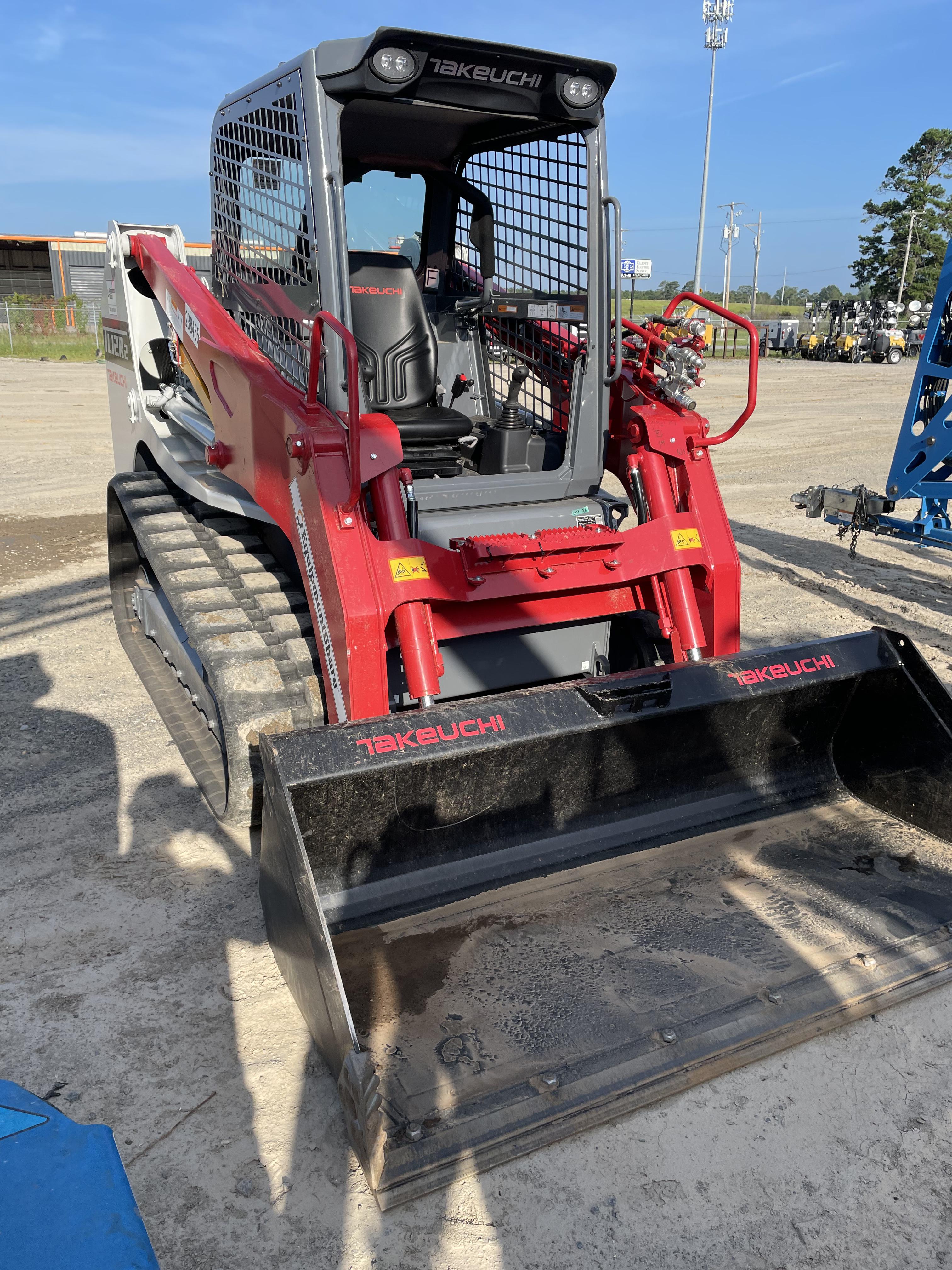 2022 TAKEUCHI TL12R2-R