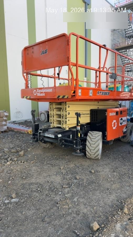 2022 JLG RT3369
