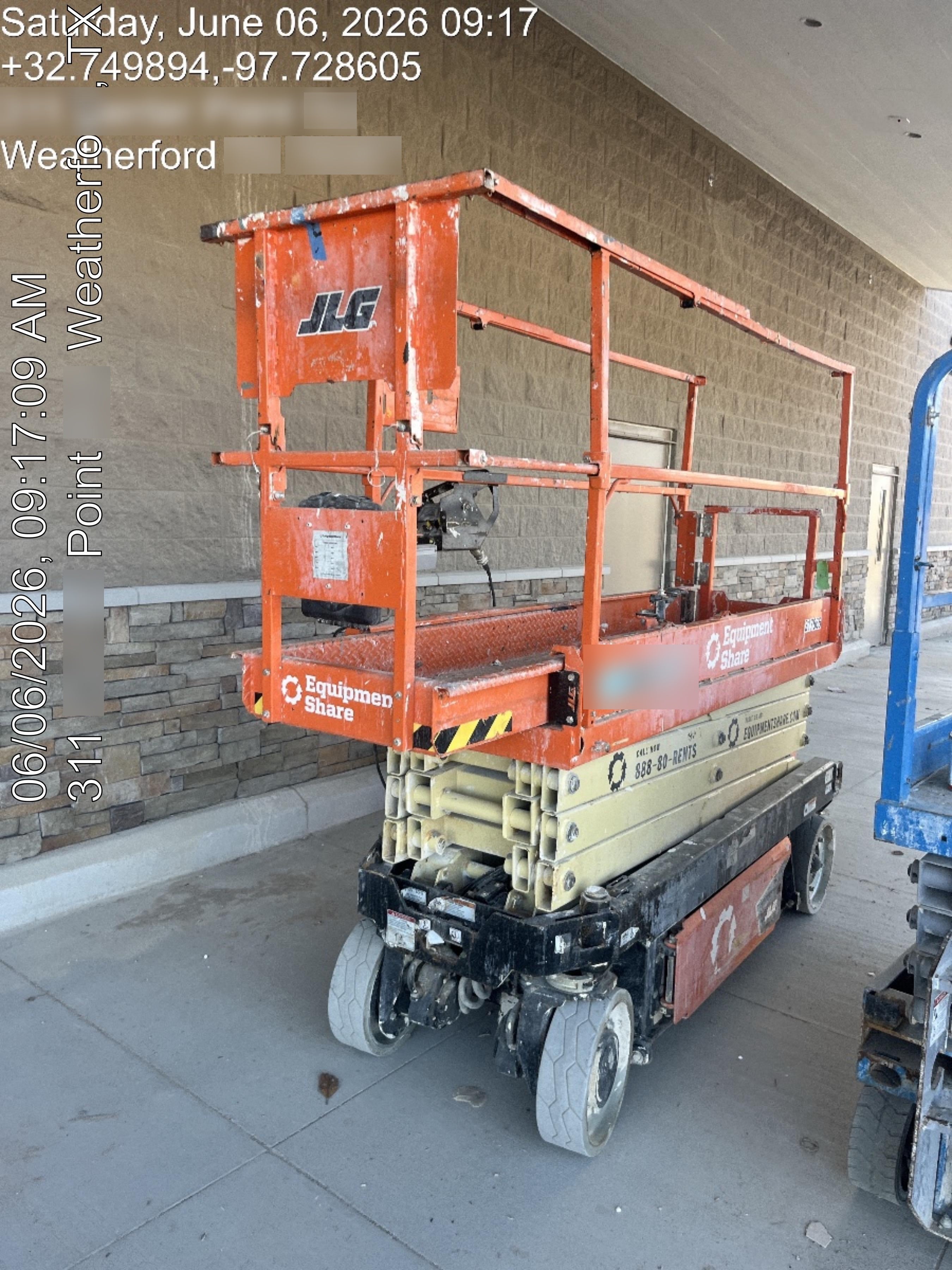 2023 JLG ES2632