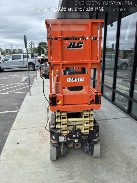 2021 JLG ES1932