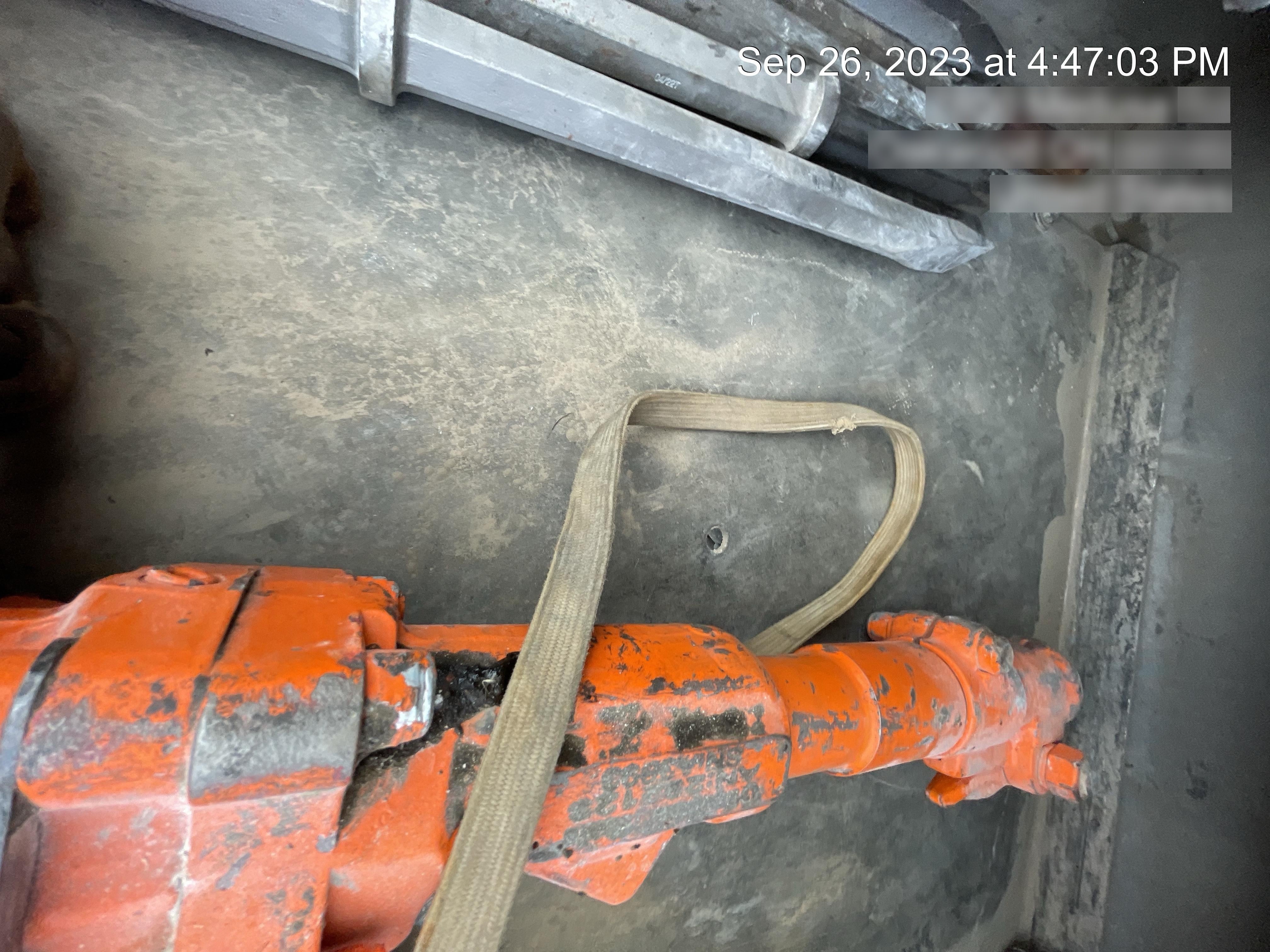 2023 MICHIGAN PNEUMATIC ES-TPB30-1-TRACKER