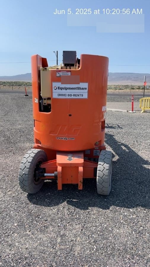 2019 JLG E300AJP