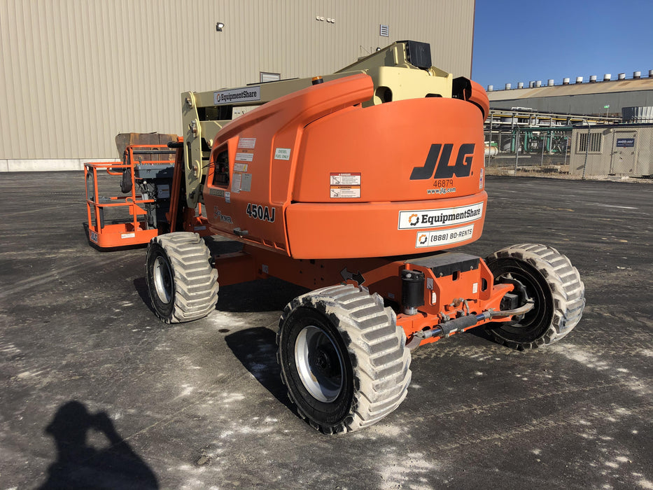 2019 JLG 450AJ