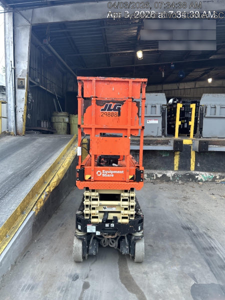 2023 JLG ES1932