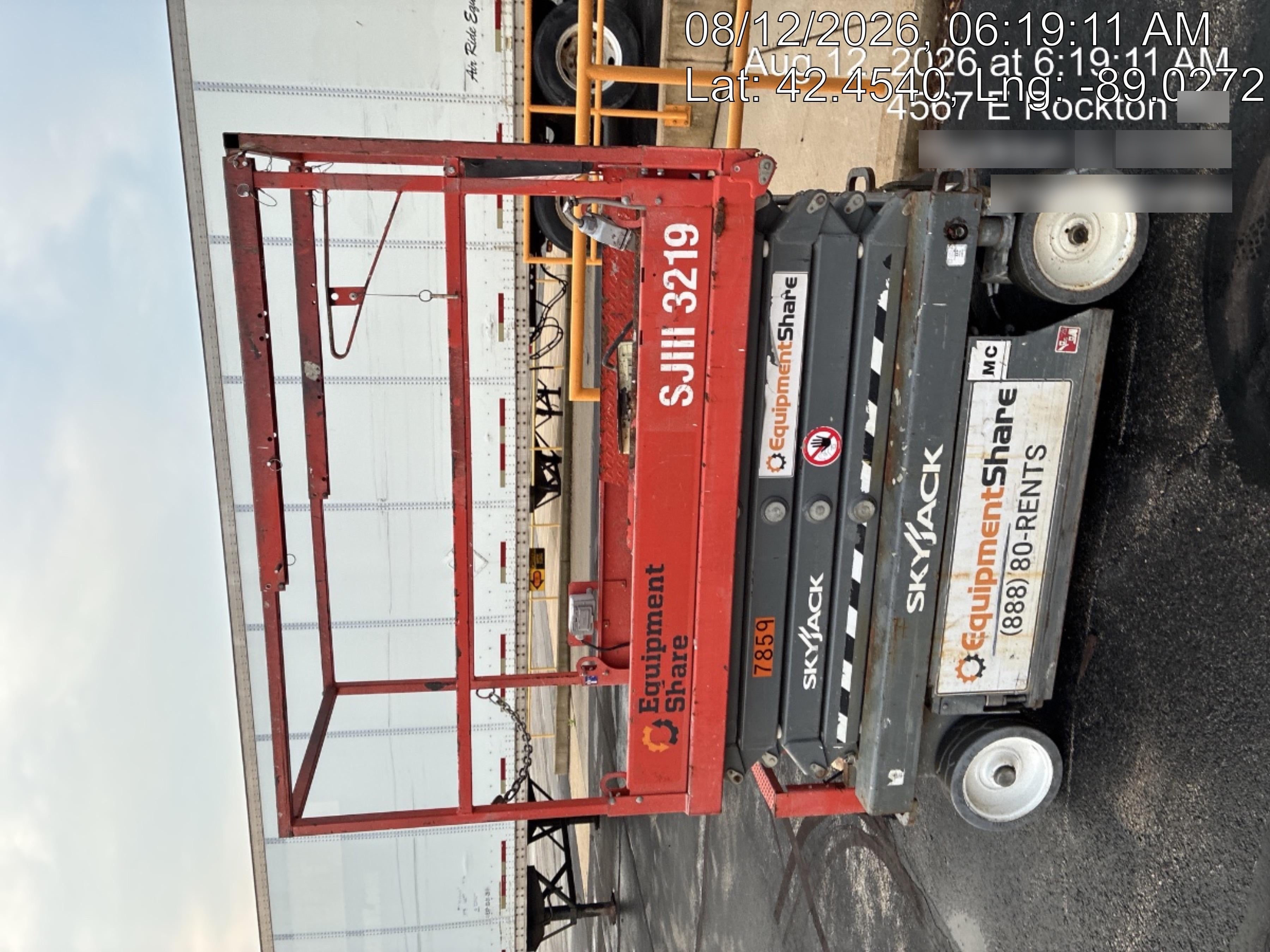 2018 Skyjack SJIII-3219 Skyjack SJIII3219 Scissor Lift w/Trojan Batteries