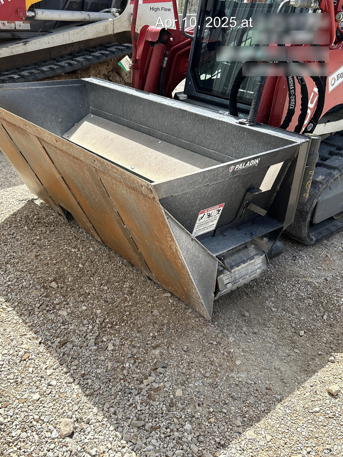 2020 PALADIN 72" Side Discharge Bucket