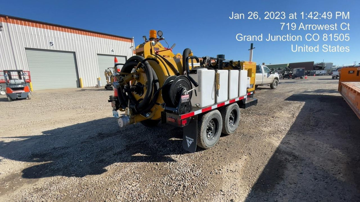 2022 Vac-Tron LP573XDT T4 Koehler Diesel Engine, 500 Gallon Debris Tank, x2 100 Gallon Water Tanks